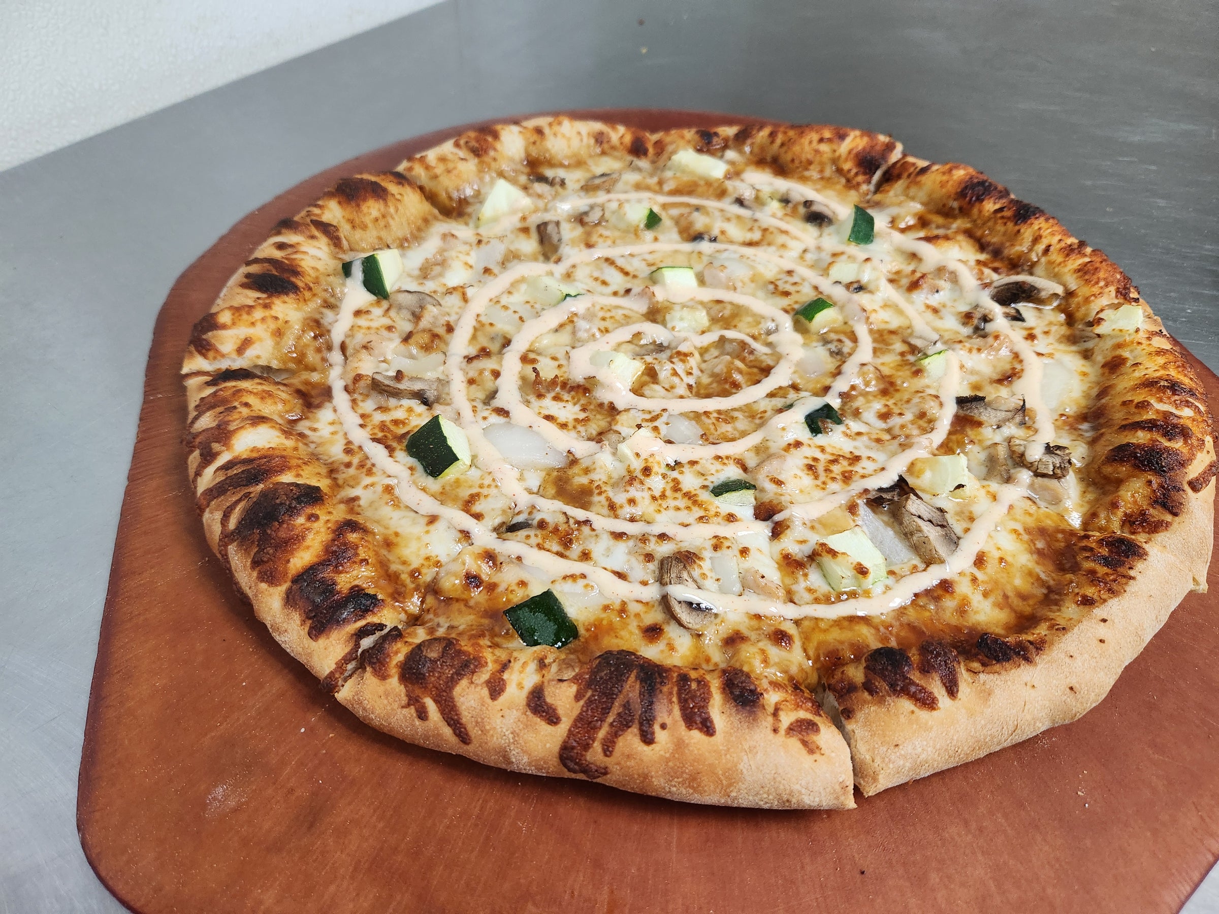 ビッシュ PIZZA THE BEST Pizza - Hibachi | Hibachi Pizza